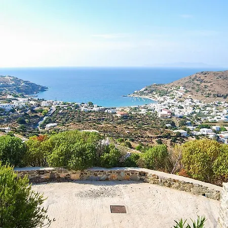 Syros Villa *
