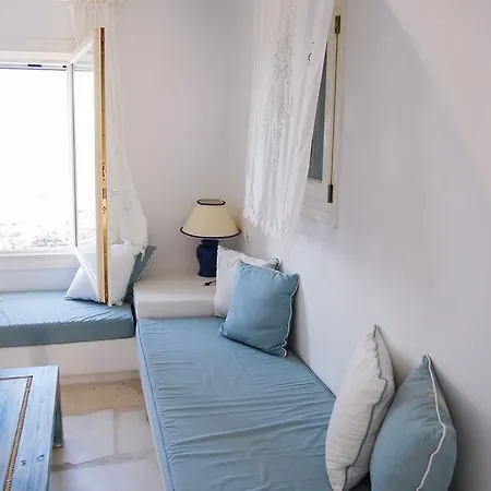 Syros Kini